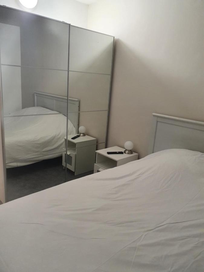 Appartement 2 Chambres, Proximite Plage, Commerces Et Centre Ville Dunkirk ภายนอก รูปภาพ